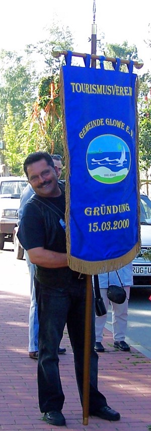 Die Flagge des Tourismusvereins